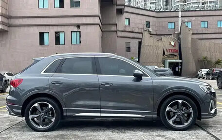 Audi Q3, 2022 год, 2 410 000 рублей, 7 фотография