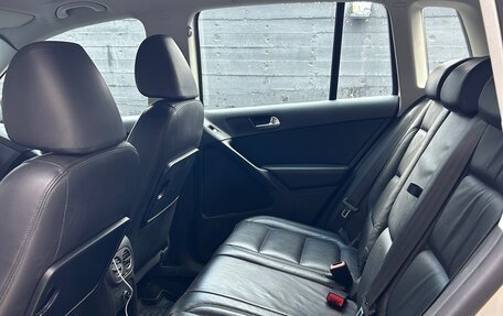 Volkswagen Tiguan I, 2010 год, 895 000 рублей, 10 фотография
