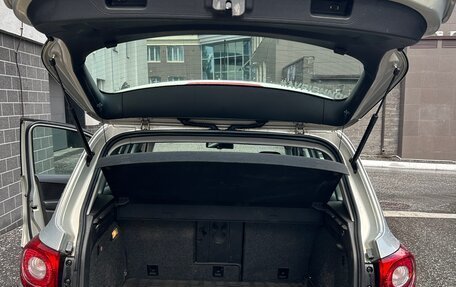 Volkswagen Tiguan I, 2010 год, 895 000 рублей, 11 фотография
