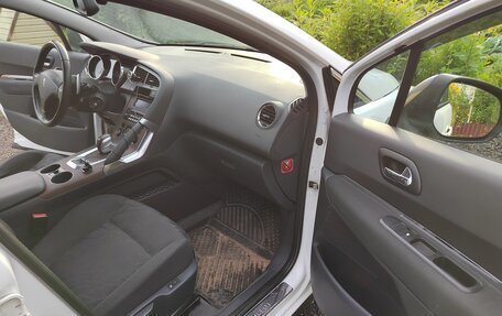 Peugeot 3008 I рестайлинг, 2013 год, 710 000 рублей, 13 фотография
