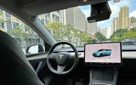 Tesla Model Y I, 2023 год, 2 600 000 рублей, 10 фотография