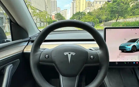 Tesla Model Y I, 2023 год, 2 600 000 рублей, 25 фотография
