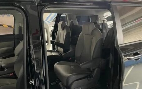 KIA Carnival, 2024 год, 3 584 555 рублей, 17 фотография