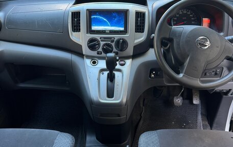 Nissan NV200, 2014 год, 1 200 000 рублей, 4 фотография