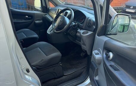 Nissan NV200, 2014 год, 1 200 000 рублей, 9 фотография
