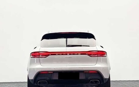 Porsche Macan I рестайлинг, 2022 год, 5 920 000 рублей, 4 фотография