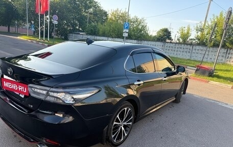 Toyota Camry, 2020 год, 1 199 000 рублей, 3 фотография