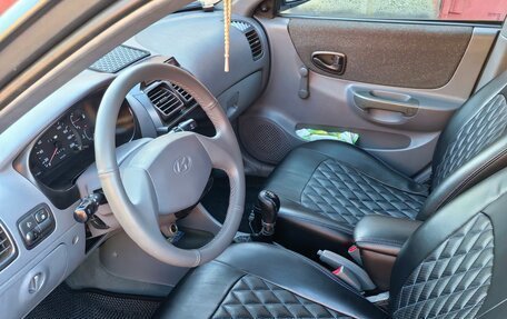 Hyundai Accent II, 2005 год, 450 000 рублей, 9 фотография