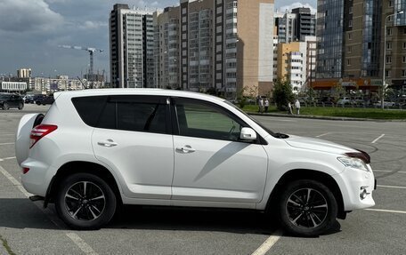Toyota RAV4, 2012 год, 1 990 000 рублей, 4 фотография