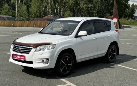Toyota RAV4, 2012 год, 1 990 000 рублей, 1 фотография