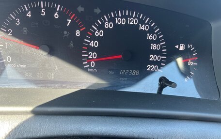 Toyota Corolla, 2006 год, 1 050 000 рублей, 9 фотография