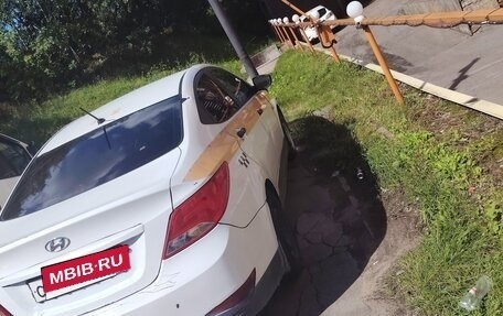 Hyundai Solaris II рестайлинг, 2016 год, 500 000 рублей, 8 фотография