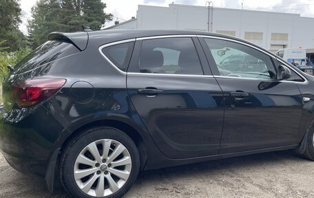 Opel Astra J, 2011 год, 680 000 рублей, 4 фотография