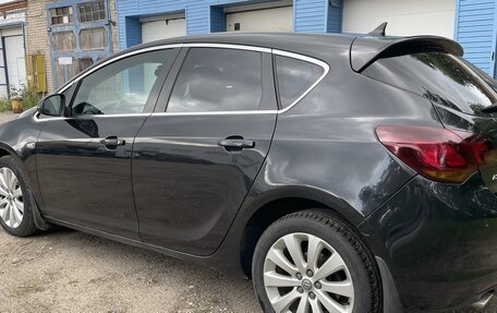 Opel Astra J, 2011 год, 680 000 рублей, 6 фотография