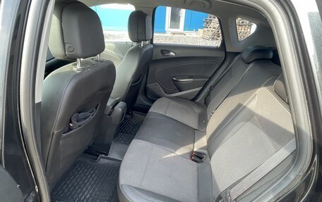 Opel Astra J, 2011 год, 680 000 рублей, 9 фотография