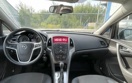 Opel Astra J, 2011 год, 680 000 рублей, 7 фотография