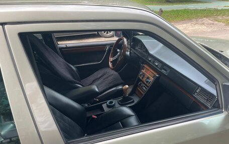 Mercedes-Benz W124, 1984 год, 680 000 рублей, 4 фотография