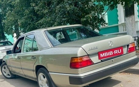 Mercedes-Benz W124, 1984 год, 680 000 рублей, 5 фотография