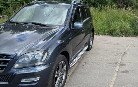 Mercedes-Benz M-Класс, 2011 год, 1 800 000 рублей, 2 фотография