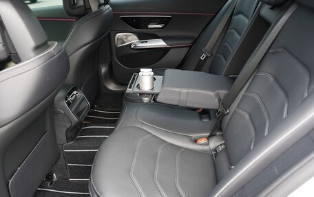 Mercedes-Benz E-Класс, 2024 год, 7 820 000 рублей, 13 фотография