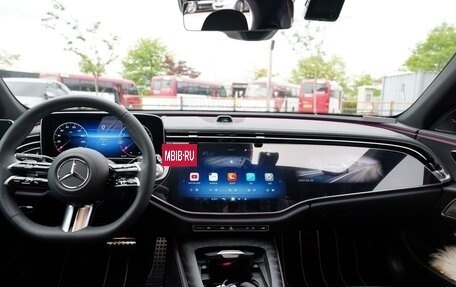 Mercedes-Benz E-Класс, 2024 год, 7 820 000 рублей, 9 фотография