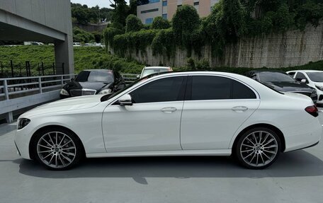 Mercedes-Benz E-Класс, 2022 год, 4 720 000 рублей, 5 фотография