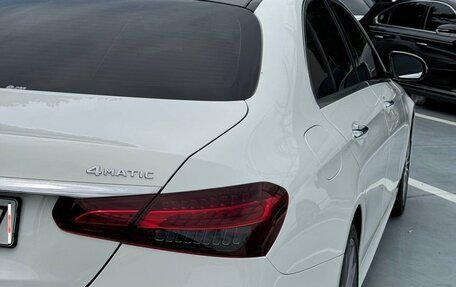 Mercedes-Benz E-Класс, 2022 год, 4 720 000 рублей, 11 фотография