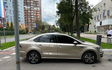 Volkswagen Polo VI (EU Market), 2016 год, 950 000 рублей, 3 фотография