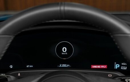 Porsche Taycan I, 2024 год, 13 490 000 рублей, 17 фотография