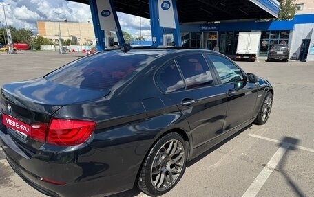 BMW 5 серия, 2011 год, 1 840 000 рублей, 3 фотография