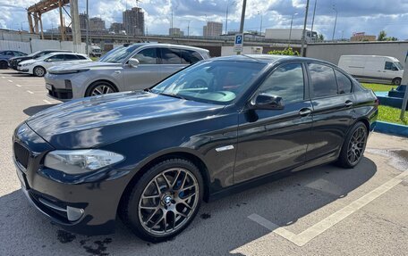 BMW 5 серия, 2011 год, 1 840 000 рублей, 7 фотография