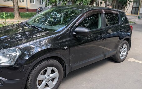 Nissan Qashqai, 2009 год, 730 000 рублей, 2 фотография