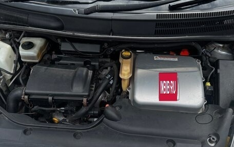 Toyota Prius, 2005 год, 750 000 рублей, 5 фотография