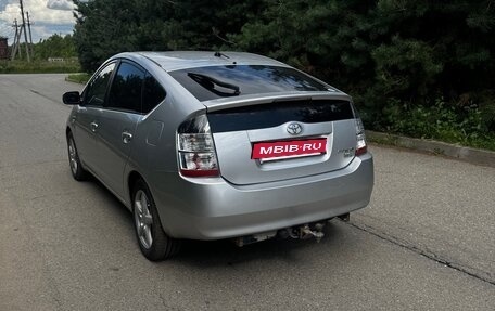Toyota Prius, 2005 год, 750 000 рублей, 4 фотография