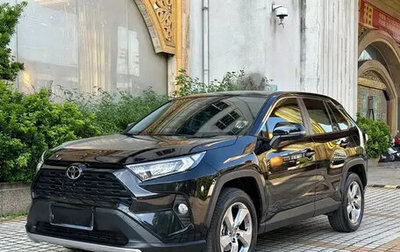 Toyota RAV4, 2022 год, 2 497 000 рублей, 1 фотография