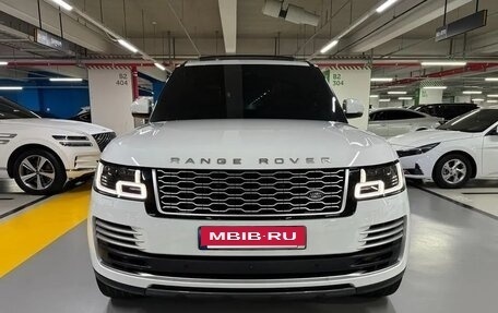 Land Rover Range Rover IV рестайлинг, 2022 год, 11 700 000 рублей, 2 фотография