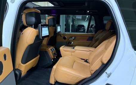 Land Rover Range Rover IV рестайлинг, 2022 год, 11 700 000 рублей, 10 фотография