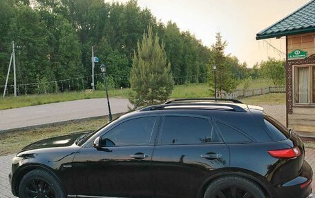 Infiniti FX I, 2003 год, 750 000 рублей, 26 фотография