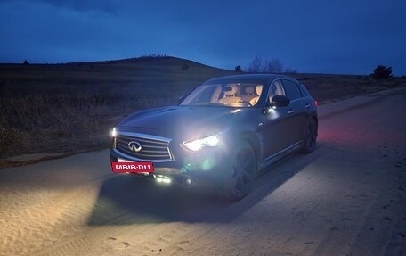 Infiniti FX II, 2011 год, 2 500 000 рублей, 13 фотография