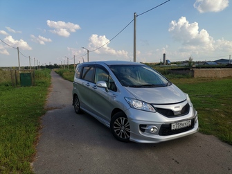 Honda Freed I, 2016 год, 1 420 000 рублей, 1 фотография