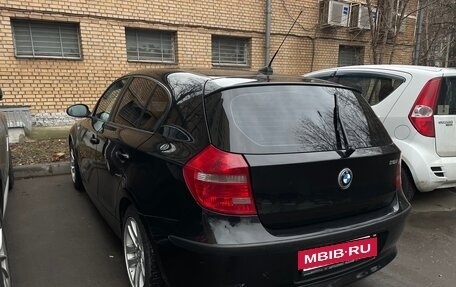 BMW 1 серия, 2008 год, 590 000 рублей, 3 фотография