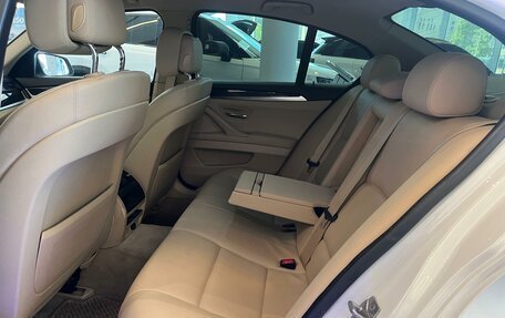 BMW 5 серия, 2012 год, 1 650 000 рублей, 13 фотография