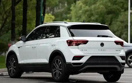 Volkswagen T-Roc I, 2022 год, 1 508 000 рублей, 4 фотография