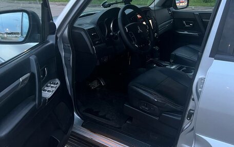 Mitsubishi Pajero IV, 2011 год, 1 700 000 рублей, 14 фотография