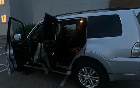 Mitsubishi Pajero IV, 2011 год, 1 700 000 рублей, 21 фотография