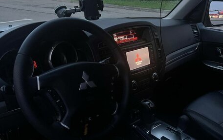 Mitsubishi Pajero IV, 2011 год, 1 700 000 рублей, 17 фотография