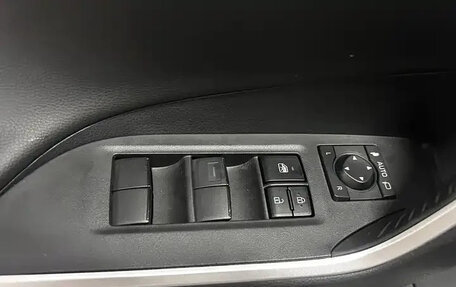 Toyota RAV4, 2022 год, 2 497 000 рублей, 10 фотография
