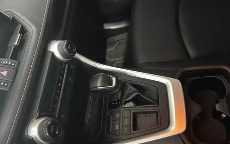 Toyota RAV4, 2022 год, 2 497 000 рублей, 12 фотография