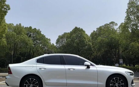 Volvo S60 III, 2022 год, 2 498 000 рублей, 5 фотография
