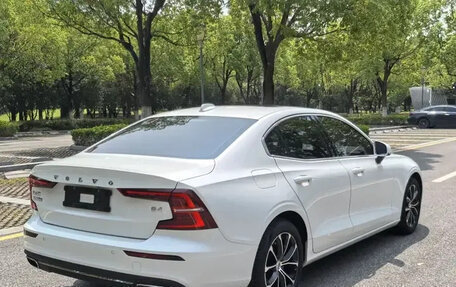 Volvo S60 III, 2022 год, 2 498 000 рублей, 6 фотография